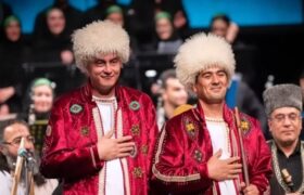 نوای موسیقی ترکمن در بندرعباس می‌پیچد