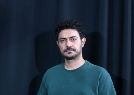 صدایم را زیر آوار موشک برای ایران ضبط کردم/وقتی موسیقی هم پدافند می‌شود