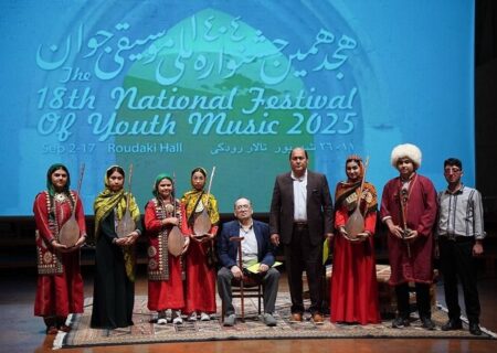 روز هفتم جشنواره موسیقی جوان؛ درخشش بانوان ترکمن در تالار رودکی