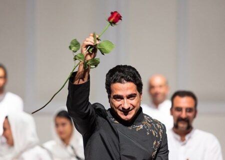 کنسرت رایگان همایون شجریان در دبی برگزار شد | قول اجرای رایگان در تهران