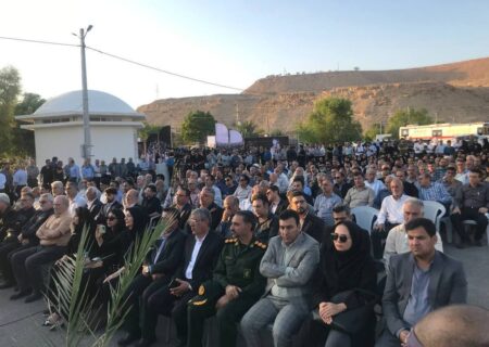 پیکر احمد پژمان در زادگاهش لار به خاک سپرده شد