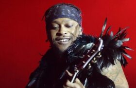 دیآنجلو درگذشت؛ وداع آر اند بی با صدایی ماندگار در ۵۱ سالگی