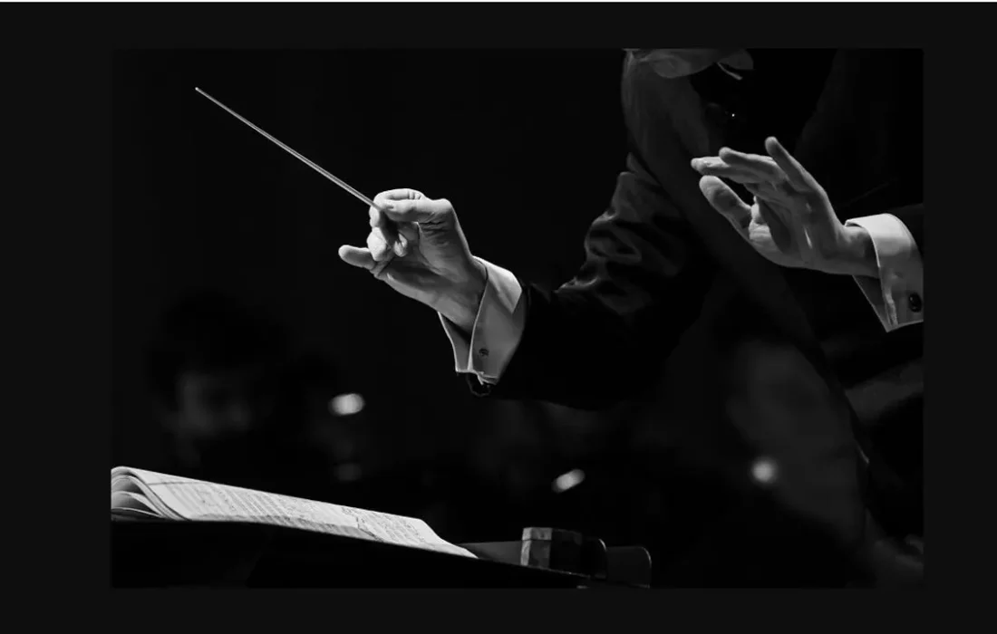 ارکستر ملی پرسپولیس با رهبری پیمان سلطانی روی صحنه می‌رود