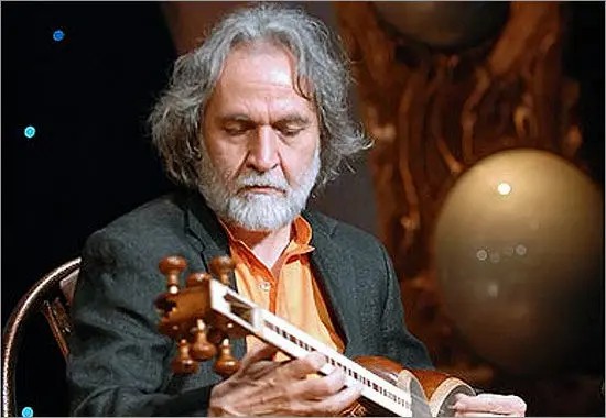 بازگشت گروه «خورشید» مجید درخشانی؛ تارنوازی با اشعار مولانا در قونیه