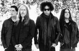 درخواست عجیب PETA از Alice In Chains برای تغییر نام