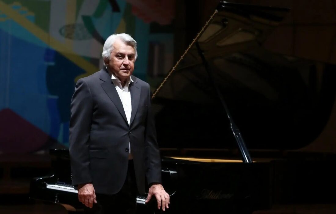 رافائل میناسکانیان: کلاس‌های ۳۰ دقیقه‌ای کمکی به یادگیری پیانو نمی‌کند