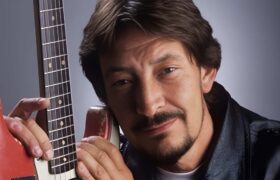 کریس ریا، خواننده و ترانه‌سرای سرشناس بریتانیایی، درگذشت