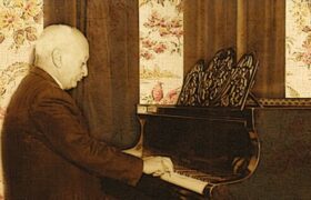 مشیر همایون شهردار؛ مردی که پیانو را به زبان سنتور در ایران نواخت