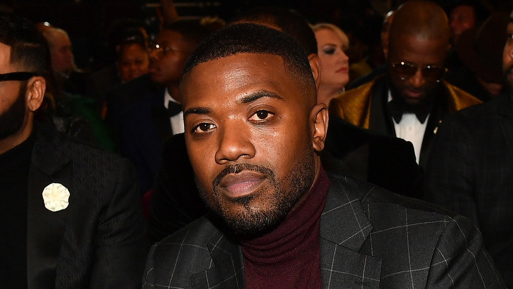 وضعیت سلامتی ری جی؛ اجرای خونین و نگران‌کننده خواننده آمریکایی