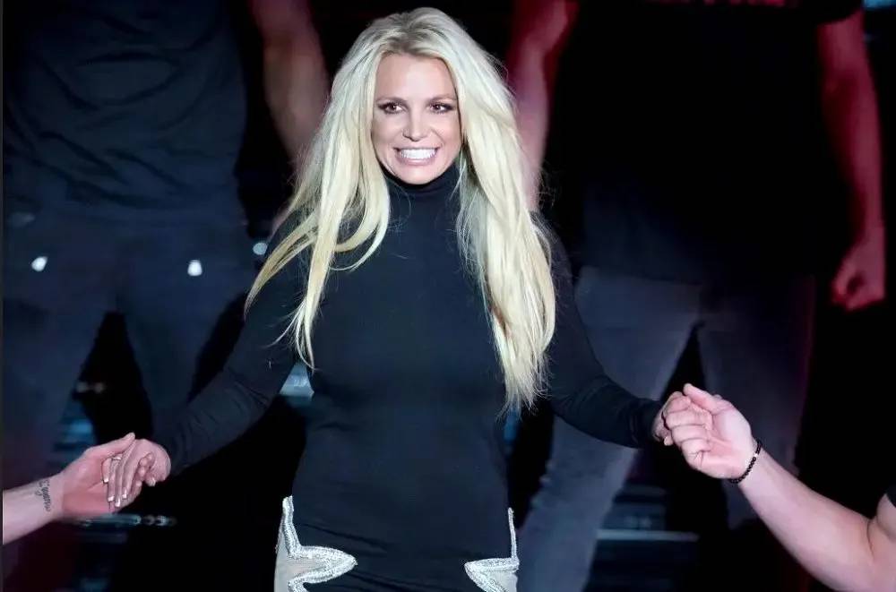 جزئیات بازداشت بریتنی اسپیرز و ورود داوطلبانه او به مرکز درمانی