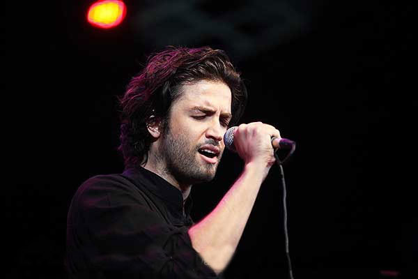 بنیامین بهادری دستانم را ستون یک پل در ایران خواهم کرد