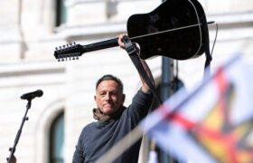 حمایت قاطع فدراسیون موسیقی‌دانان آمریکا از بروس اسپرینگستین اعلام شد