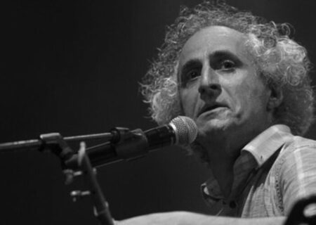 محسن نامجو: این وطن است که زخم برمی‌دارد