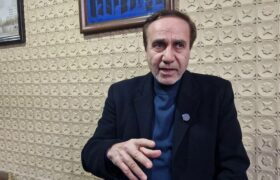 محمد گلریز: یک قطعه موسیقی ماندگار از هزاران سخنرانی اثرگذارتر است