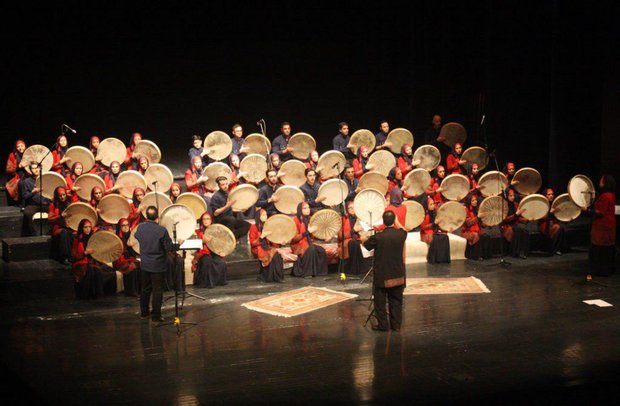 همراهی هنرمندان موسیقی قم در تقویت حماسه ملی