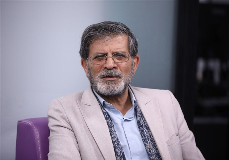 حمله تند ناصر فیض به صداوسیما؛ این ترانهها یک «فاجعه ملی» است!